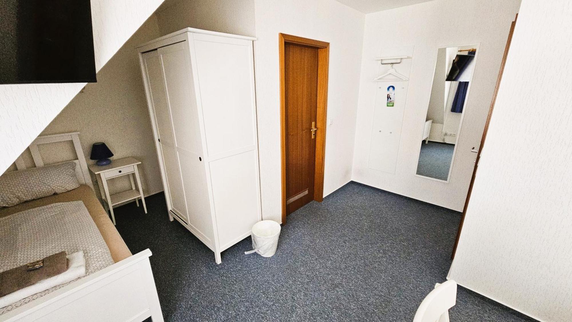 Hotel Dorfkrug Buesum מראה חיצוני תמונה
