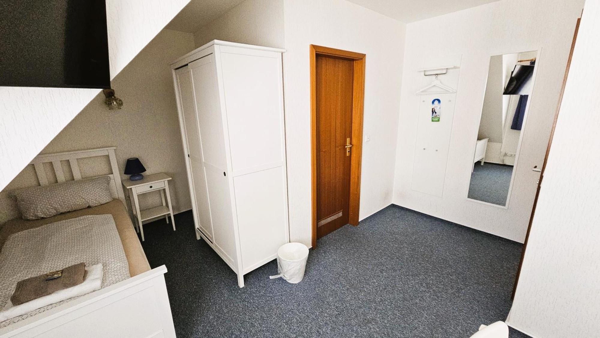 Hotel Dorfkrug Buesum מראה חיצוני תמונה