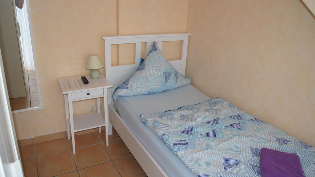 Hotel Dorfkrug Buesum מראה חיצוני תמונה